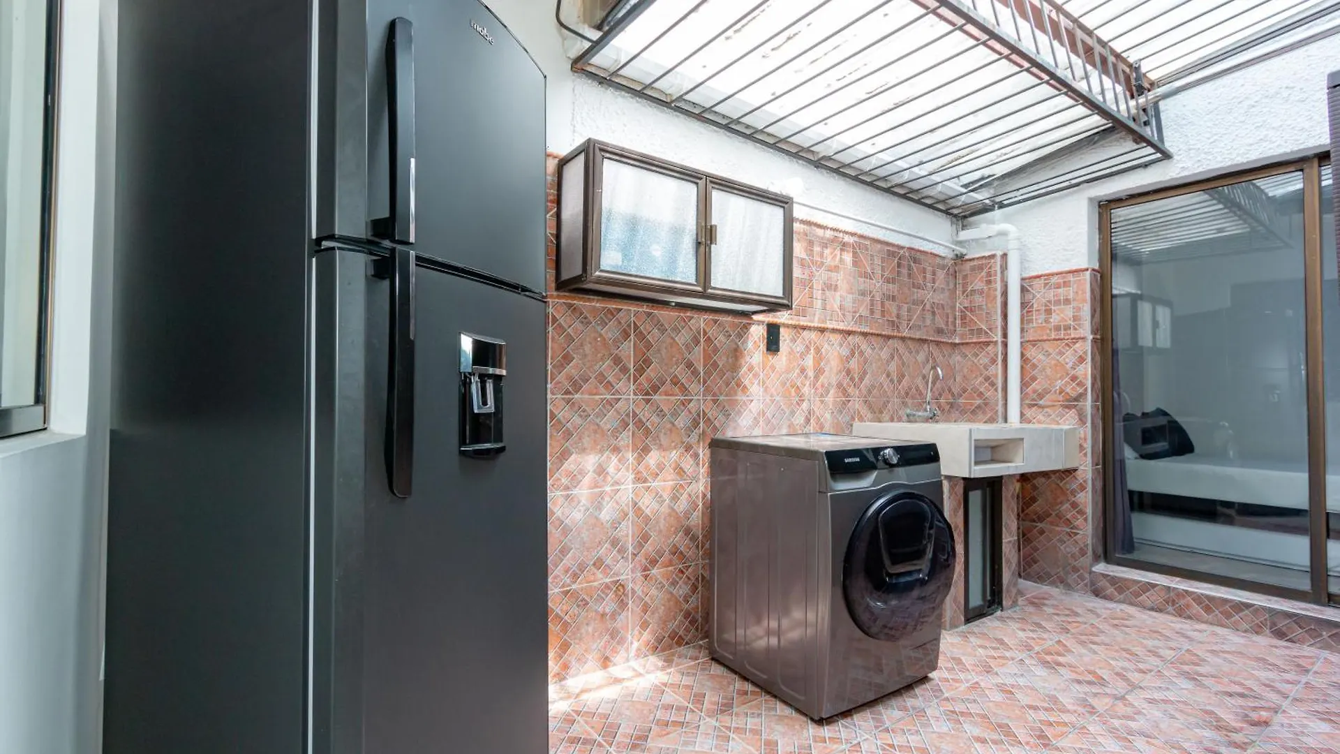 Great Family Home Near The Stadium And Beautiful Neighborhood Medellin